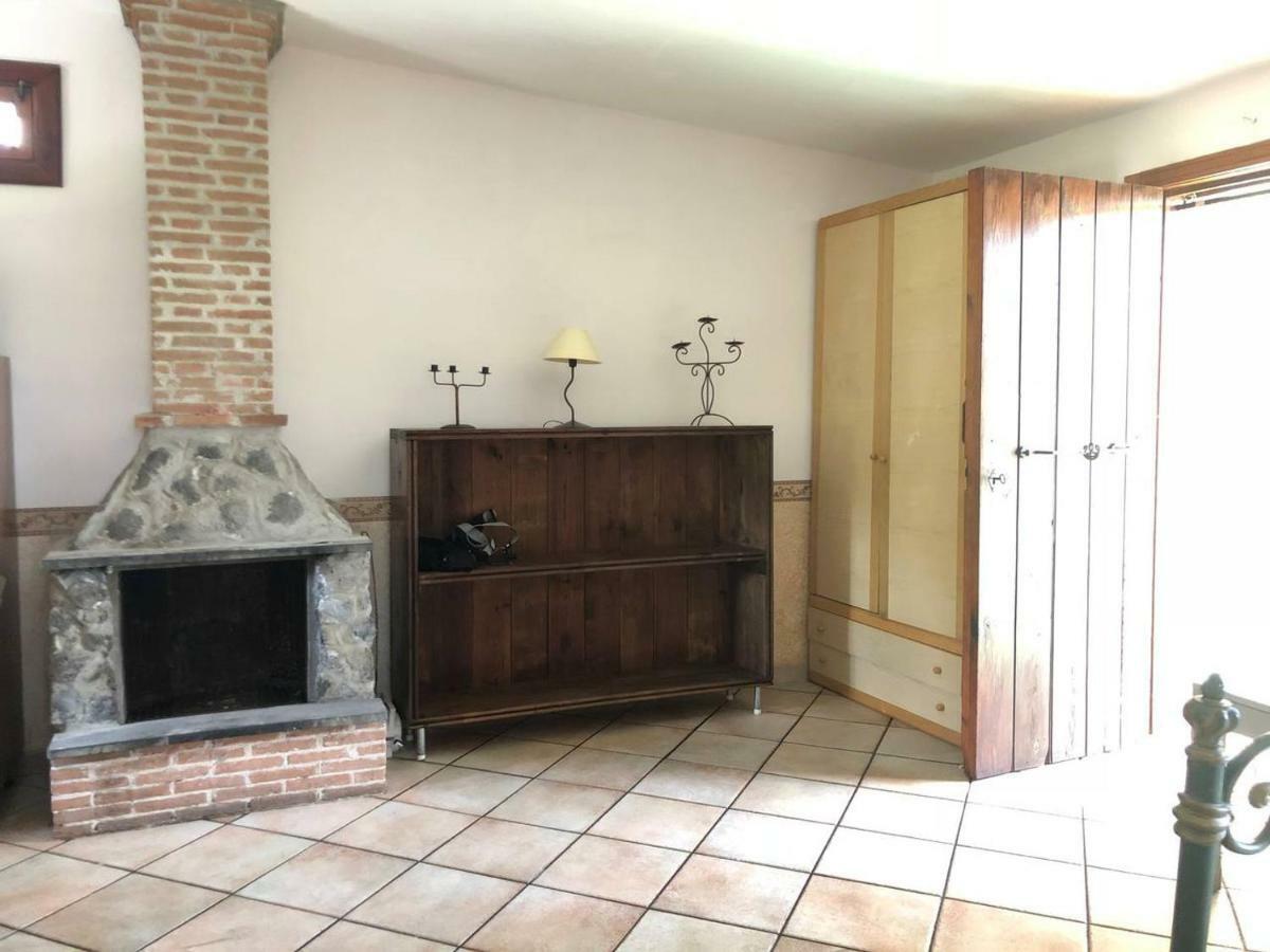 Pietramiliare Apartment Trecase Bagian luar foto